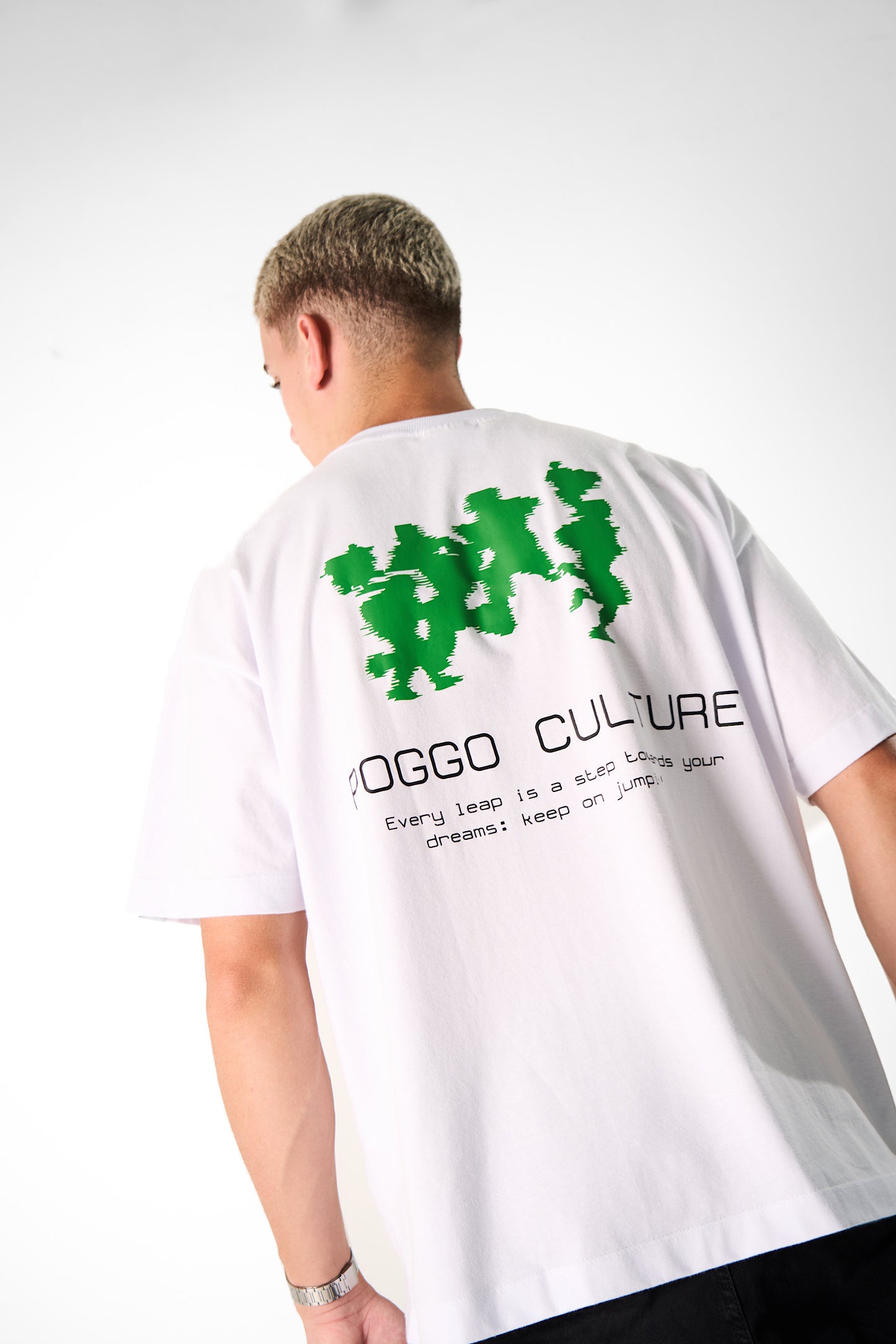 Shilhouette Tee - White